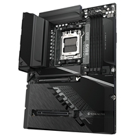 4x DDR5 Slots